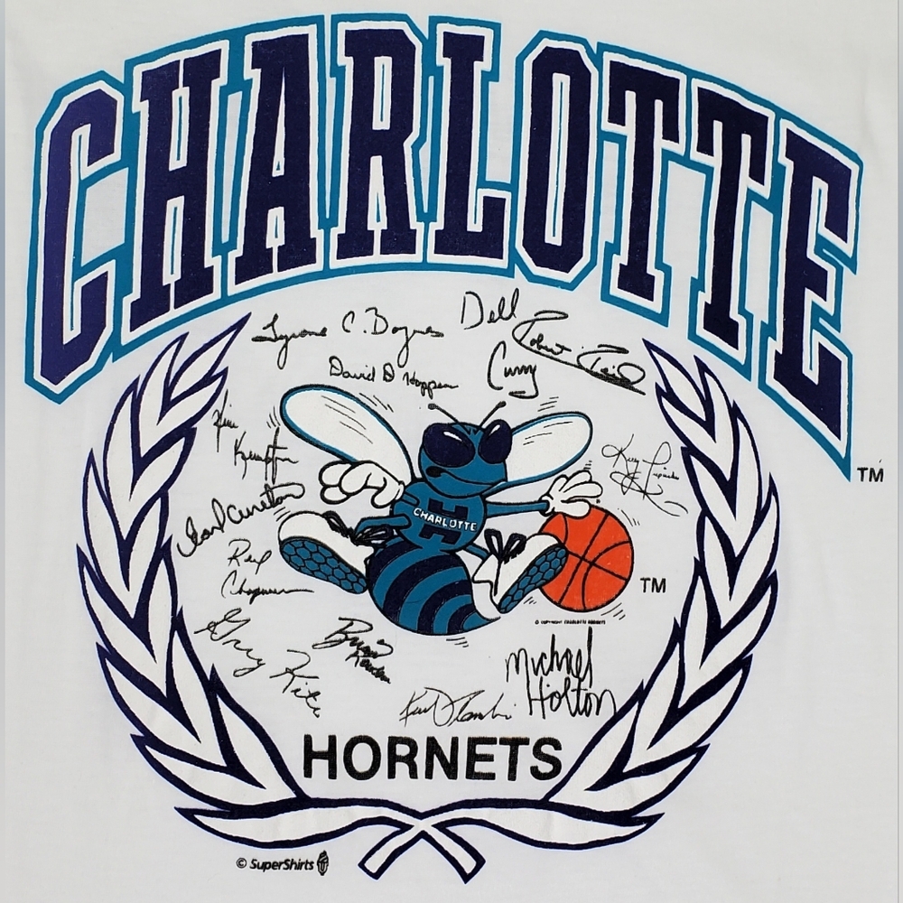 Super Shirts VTG NBA Charlotte Hornets Inaugural Signature T-Shirt RARE - Size M